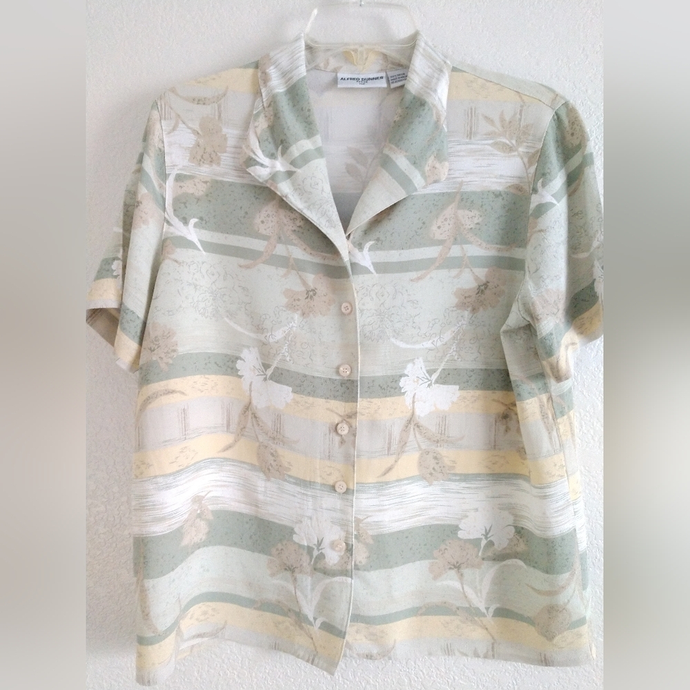 Alfred Dunner Petite Floral Shirt Short Sleeve Green Beige 10P 10 Petite